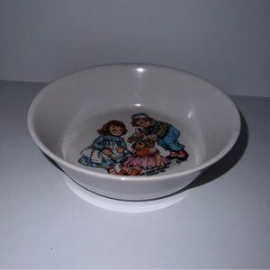 VINTAGE 1969 ONEIDA DELUXE 3258 RAGGEDY ANN AND ANDY PLASTIC BOWL - CHARMING!